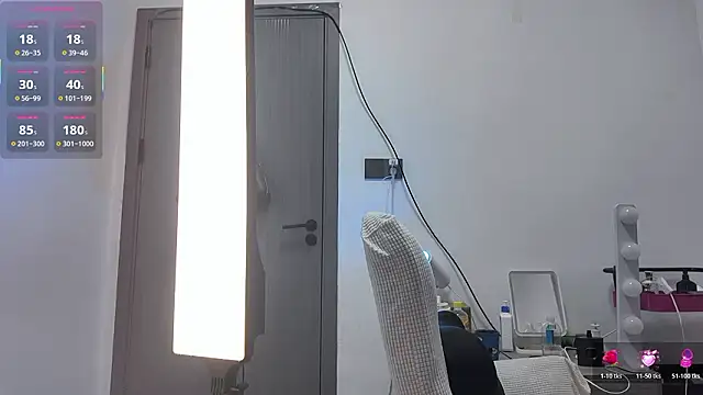 Snapshot of Rainbow-sweet chatting on March 11, 2026, 5:40 pm Rainbow-sweet online show from March 11, 2026, 5:40 pm