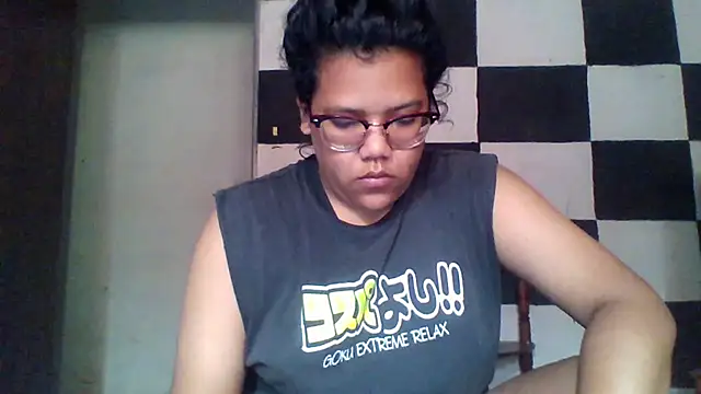 Valeria Tiffany online show from April 6, 2026, 8:10 pm