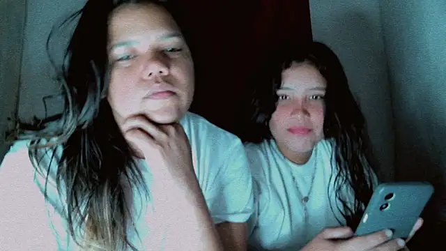 Snapshot of Valeria_Tiffany chatting on March 20, 2025, 4:07 am Valeria Tiffany online show from March 20, 2025, 4:07 am