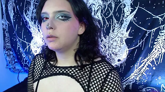 mikaskullcs online show from April 10, 2026, 4:41 am