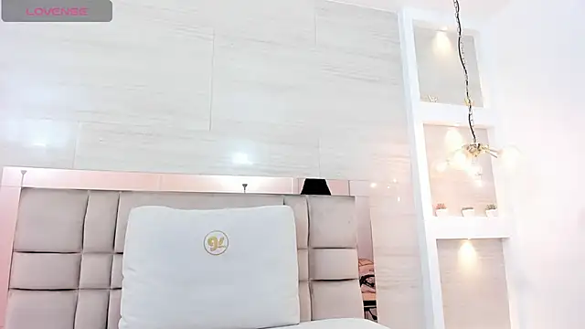 ankara brownn online show from March 19, 2025, 8:00 pm