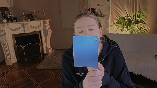 Jes Solar online show from April 12, 2026, 6:55 pm