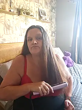 MissQueenBeex online show from September 28, 2025, 3:41 pm