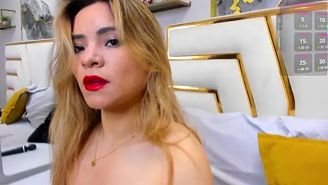 Snapshot of NalaRosse chatting on February 8, 2026, 3:15 am NalaRosse online show from February 8, 2026, 3:15 am