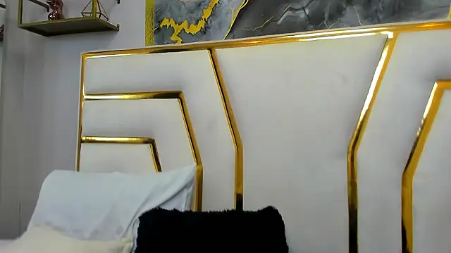 Snapshot of NalaRosse chatting on February 15, 2026, 3:07 am NalaRosse online show from February 15, 2026, 3:07 am