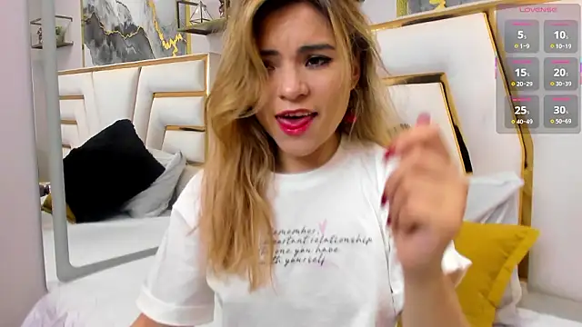 Snapshot of NalaRosse chatting on February 13, 2026, 3:06 am NalaRosse online show from February 13, 2026, 3:06 am