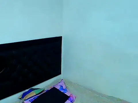 Snapshot of kevinkewman chatting on April 9, 2026, 12:11 pm kevinkewman online show from April 9, 2026, 12:11 pm