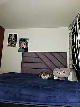 KARINNA  RAVEN online show from April 8, 2026, 11:50 pm