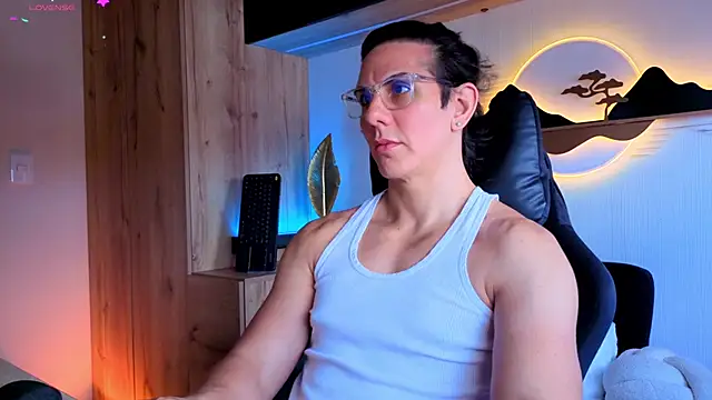 Snapshot of Almiboys chatting on February 25, 2026, 7:36 pm Almiboys online show from February 25, 2026, 7:36 pm