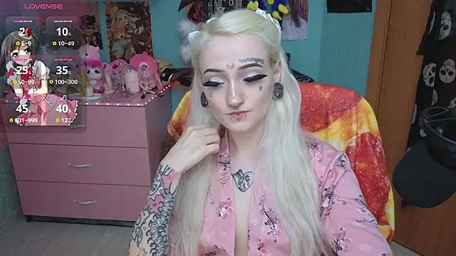 Snapshot of Manuela_unicorn chatting on May 24, 2026, 8:53 pm Manuela unicorn online show from May 24, 2026, 8:53 pm