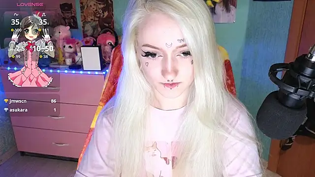 Manuela unicorn online show from June 21, 2026, 9:42 pm