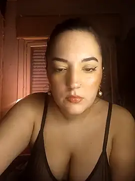 Snapshot of myla_rommer1 chatting on March 22, 2025, 10:04 pm myla rommer1 online show from March 22, 2025, 10:04 pm