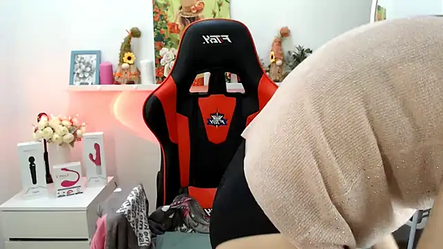 Snapshot of Lucky_Lana chatting on April 15, 2026, 2:39 am Lucky Lana online show from April 15, 2026, 2:39 am