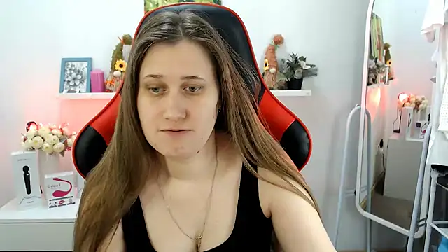 Snapshot of Lucky_Lana chatting on April 2, 2026, 3:02 am Lucky Lana online show from April 2, 2026, 3:02 am