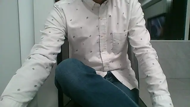 Snapshot of nole_china7 chatting on April 15, 2026, 12:32 pm nole china7 online show from April 15, 2026, 12:32 pm