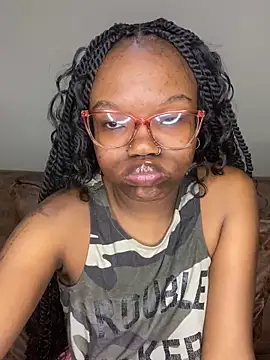 Snapshot of YummyMelanin117 chatting on February 2, 2026, 10:31 pm YummyMelanin117 online show from February 2, 2026, 10:31 pm