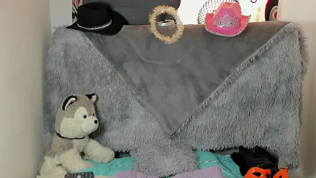 jeims hotboy online show from March 19, 2026, 10:21 pm