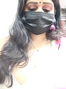 Snapshot of aparna99 chatting on November 6, 2025, 8:35 pm aparna99 online show from November 6, 2025, 8:35 pm