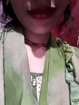 Eshwari Chopra online show from November 13, 2025, 3:21 am