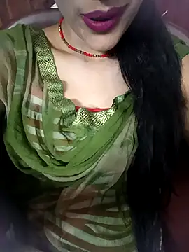 Snapshot of Eshwari_Chopra chatting on September 9, 2025, 4:27 pm Eshwari Chopra online show from September 9, 2025, 4:27 pm