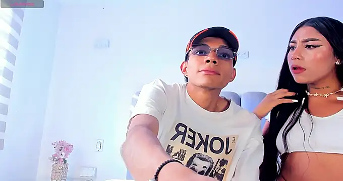 candyandmarilyn online show from March 30, 2026, 9:05 pm