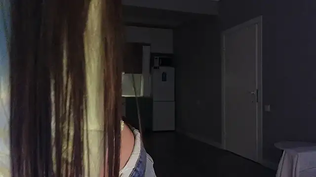 Ella lee15 online show from April 6, 2026, 2:18 am