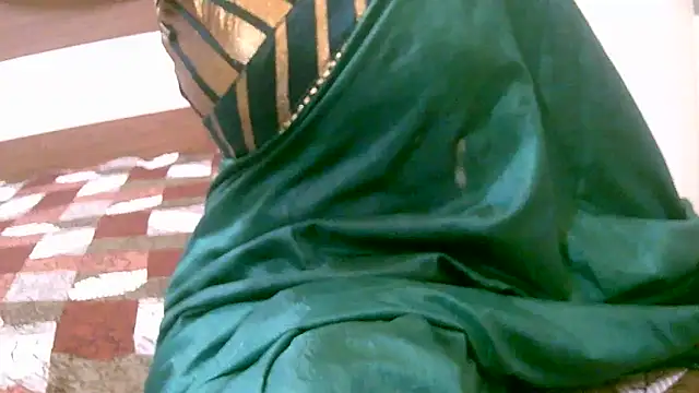 Snapshot of ragini_m_m_s chatting on September 15, 2025, 4:57 am ragini m m s online show from September 15, 2025, 4:57 am