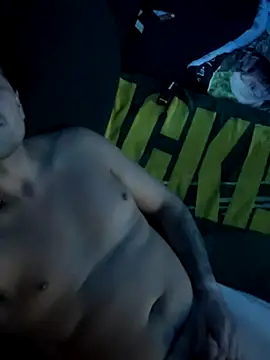 Snapshot of bearwalk203 chatting on September 26, 2025, 5:03 am bearwalk203 online show from September 26, 2025, 5:03 am