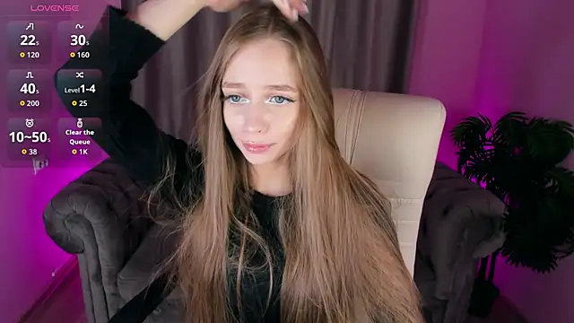 Amy Waynee online show from October 1, 2025, 6:01 pm