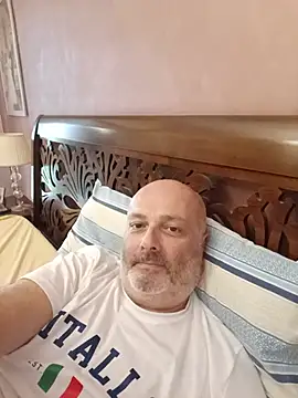 Alexis Bull online show from July 1, 2026, 2:50 pm
