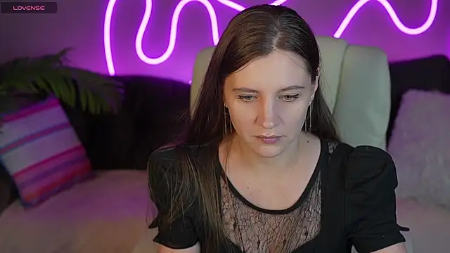 Snapshot of ValeryMurr chatting on October 9, 2025, 7:03 pm ValeryMurr online show from October 9, 2025, 7:03 pm