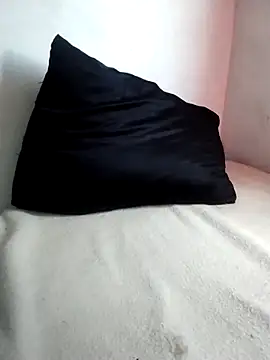 chahoda246 online show from April 7, 2026, 8:38 am