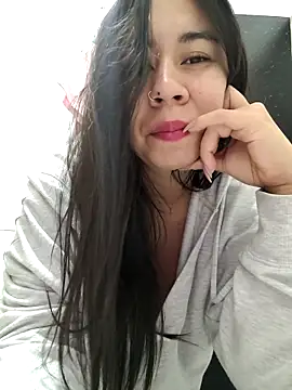 Yuli Mars online show from November 15, 2025, 3:43 am