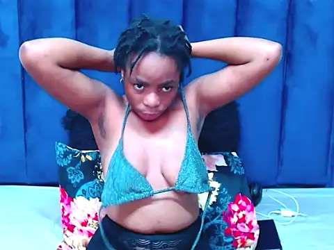 SMALLBOOBSXX online show from March 29, 2026, 5:20 am