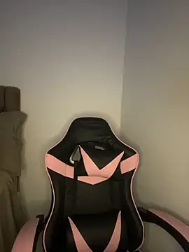 Manu 2002  online show from September 24, 2025, 1:39 pm