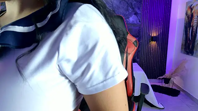 Snapshot of Lenna_s chatting on February 27, 2026, 9:47 pm Lenna s online show from February 27, 2026, 9:47 pm