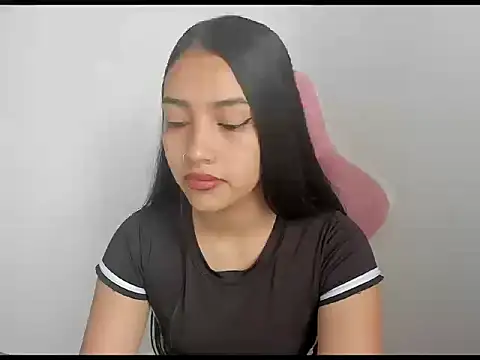 karely sweet  online show from June 18, 2026, 2:00 pm