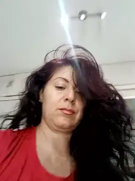 lunadicty online show from April 29, 2026, 4:33 pm