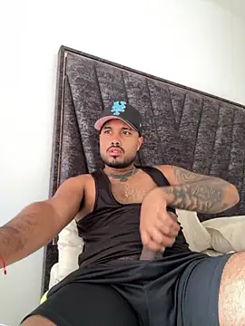 PapiStan online show from September 24, 2025, 9:21 pm