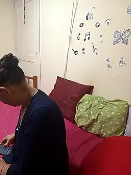 katrina perez online show from November 13, 2025, 7:40 pm