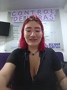 Snapshot of Cerecitaa02_ chatting on April 10, 2026, 11:34 pm Cerecitaa02 online show from April 10, 2026, 11:34 pm