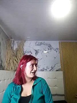 Cerecitaa02  online show from November 25, 2025, 11:43 am