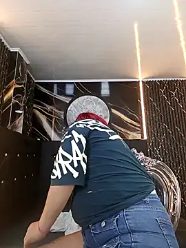 Cerecitaa02  online show from February 23, 2026, 2:35 am