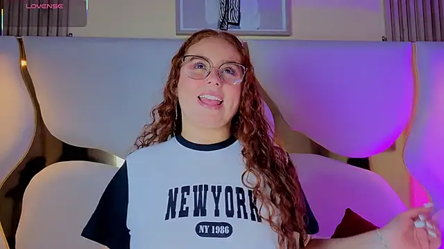 Snapshot of AmmberJones chatting on January 15, 2026, 11:35 am AmmberJones online show from January 15, 2026, 11:35 am