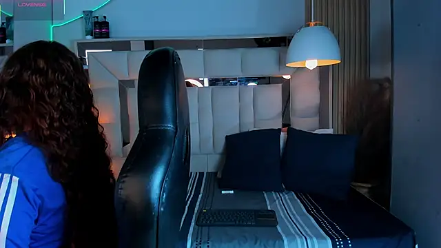 Snapshot of AmmberJones chatting on January 13, 2026, 4:16 am AmmberJones online show from January 13, 2026, 4:16 am