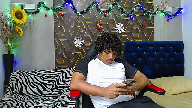 Snapshot of black_king_241 chatting on November 25, 2025, 3:07 am black king 241 online show from November 25, 2025, 3:07 am