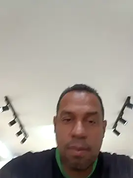 Snapshot of elnegro707070 chatting on November 19, 2025, 10:59 am elnegro707070 online show from November 19, 2025, 10:59 am