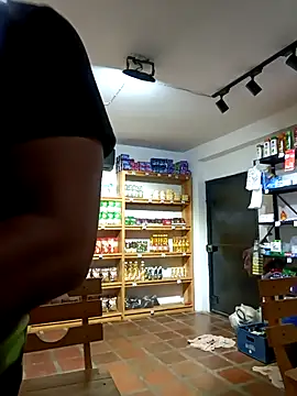 Snapshot of elnegro707070 chatting on November 18, 2025, 10:51 am elnegro707070 online show from November 18, 2025, 10:51 am