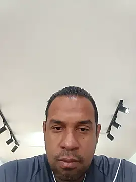 Snapshot of elnegro707070 chatting on October 23, 2025, 11:09 am elnegro707070 online show from October 23, 2025, 11:09 am