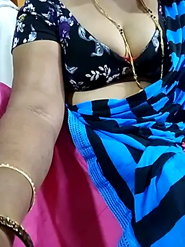 Snapshot of tamiltady chatting on September 19, 2025, 6:39 am tamiltady online show from September 19, 2025, 6:39 am